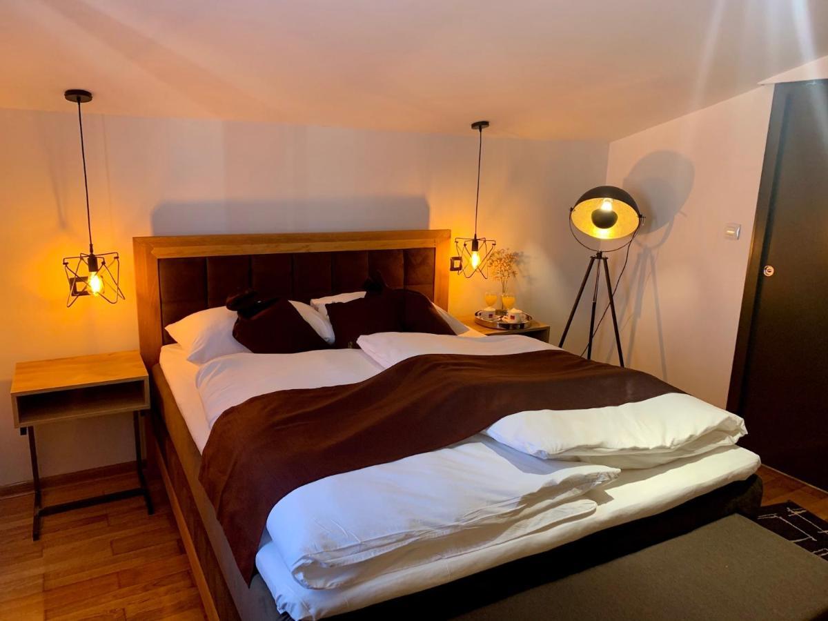 Motel Kiwi Grude Exteriör bild